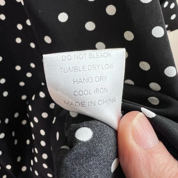 Black Women's Blouse Classy Polka Dot Shirt Dressy Work Flattering Size Large - Picture 9 of 16